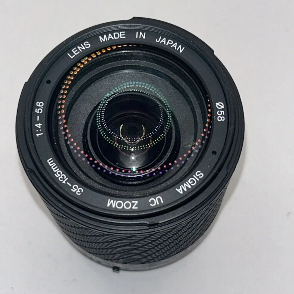 Sigma UC Zoom 35-135mm 1:4-5.6 Lens with Cap Made in Japan